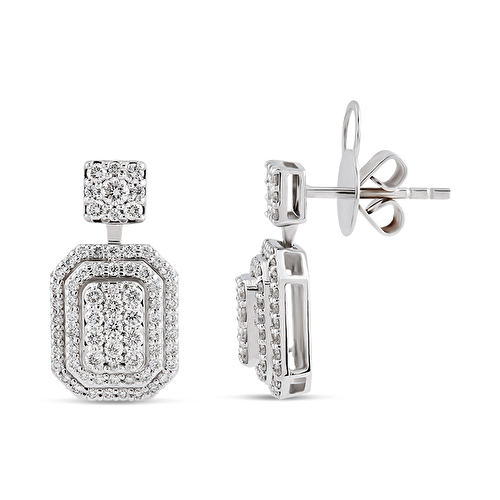 Chris standing up holding his daughter Elva