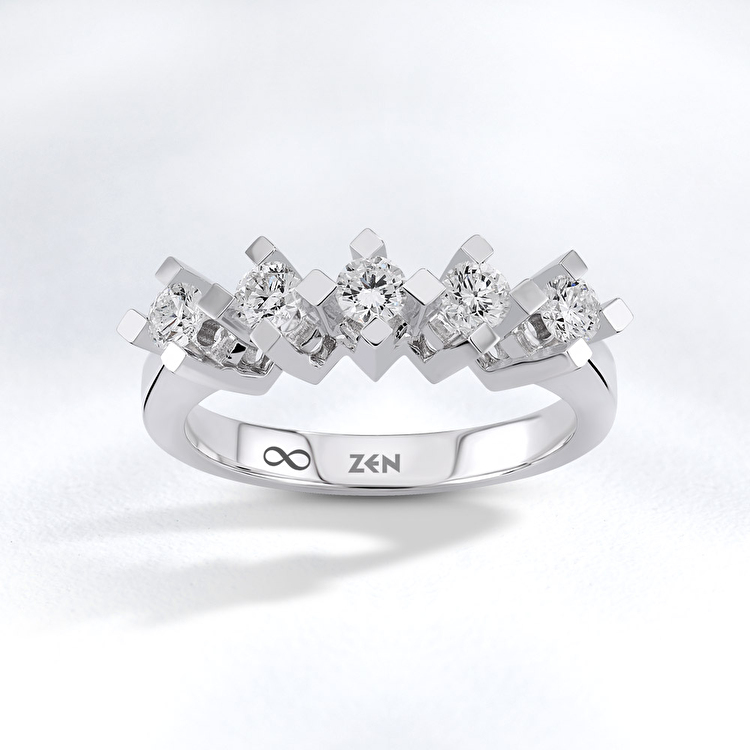 0,45 Karat Aşk Pusulası Forevermark Beştaş Pırlanta Yüzük