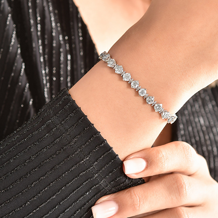 3,06 Karat Forevermark Pırlanta Su Yolu Bileklik