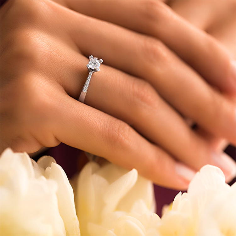 0,38 Karat Forevermark Tektaş Pırlanta Yüzük