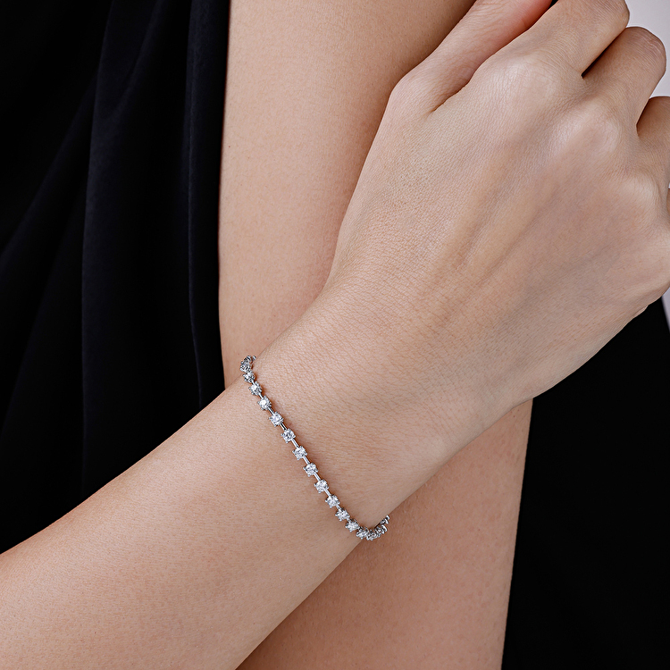 3,00 Karat Pırlanta Su Yolu Bileklik