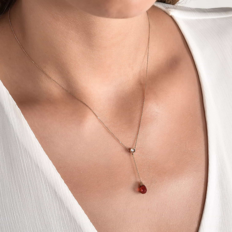 1,62 Karat Garnet Kolye