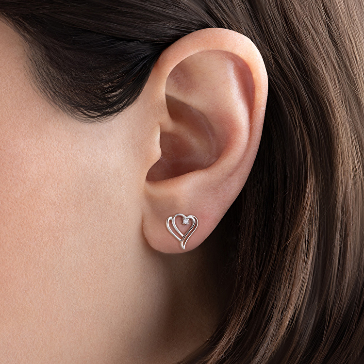 0,03 Karat Kalp Pırlanta Küpe