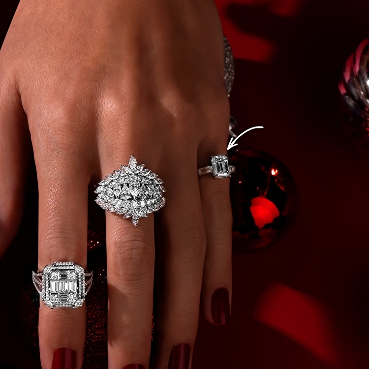 2,41 Karat Baget Pırlanta Yüzük