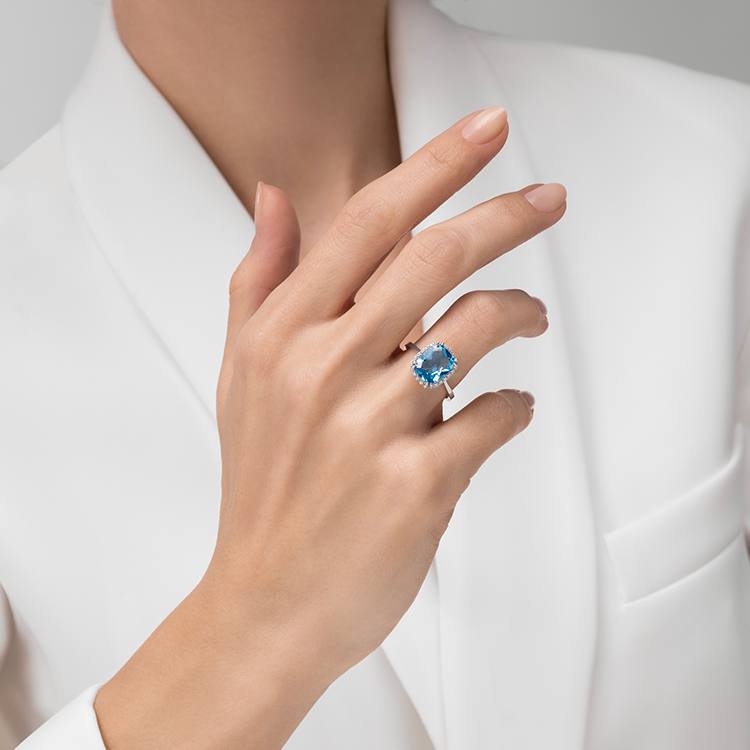 2,55 Karat Pırlanta Blue Topaz Yüzük