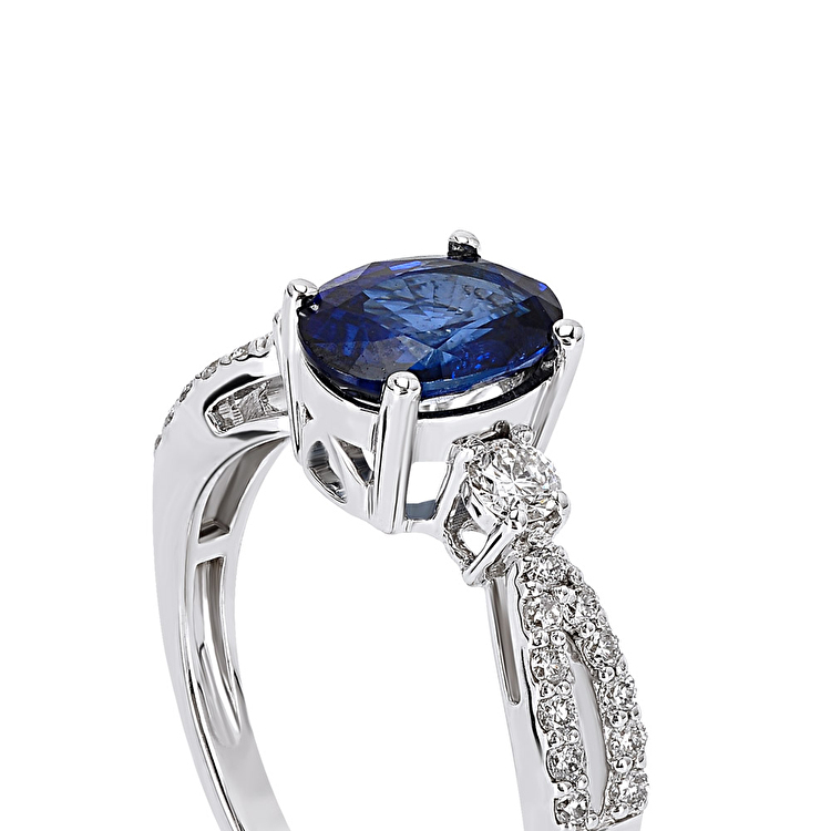 1,74 Karat Pırlantalı Safir Yüzük