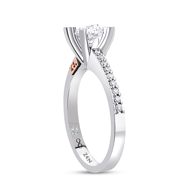 0,77 Karat Işık Yolu Tektaş Pırlanta Yüzük