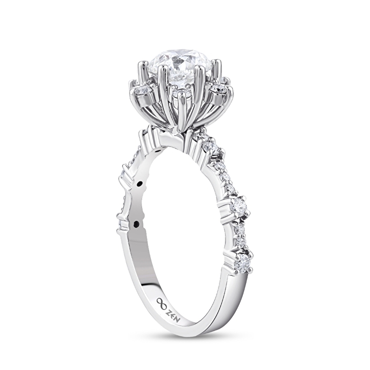 1,30 Karat HRD Sertifikalı Lotus Tektaş Pırlanta Yüzük